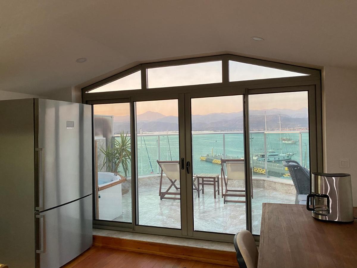 فتحية Exclusive Terrace Suite At Marina المظهر الخارجي الصورة